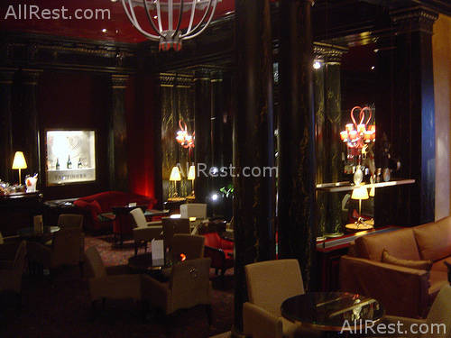 Hotel Du Louvre 33